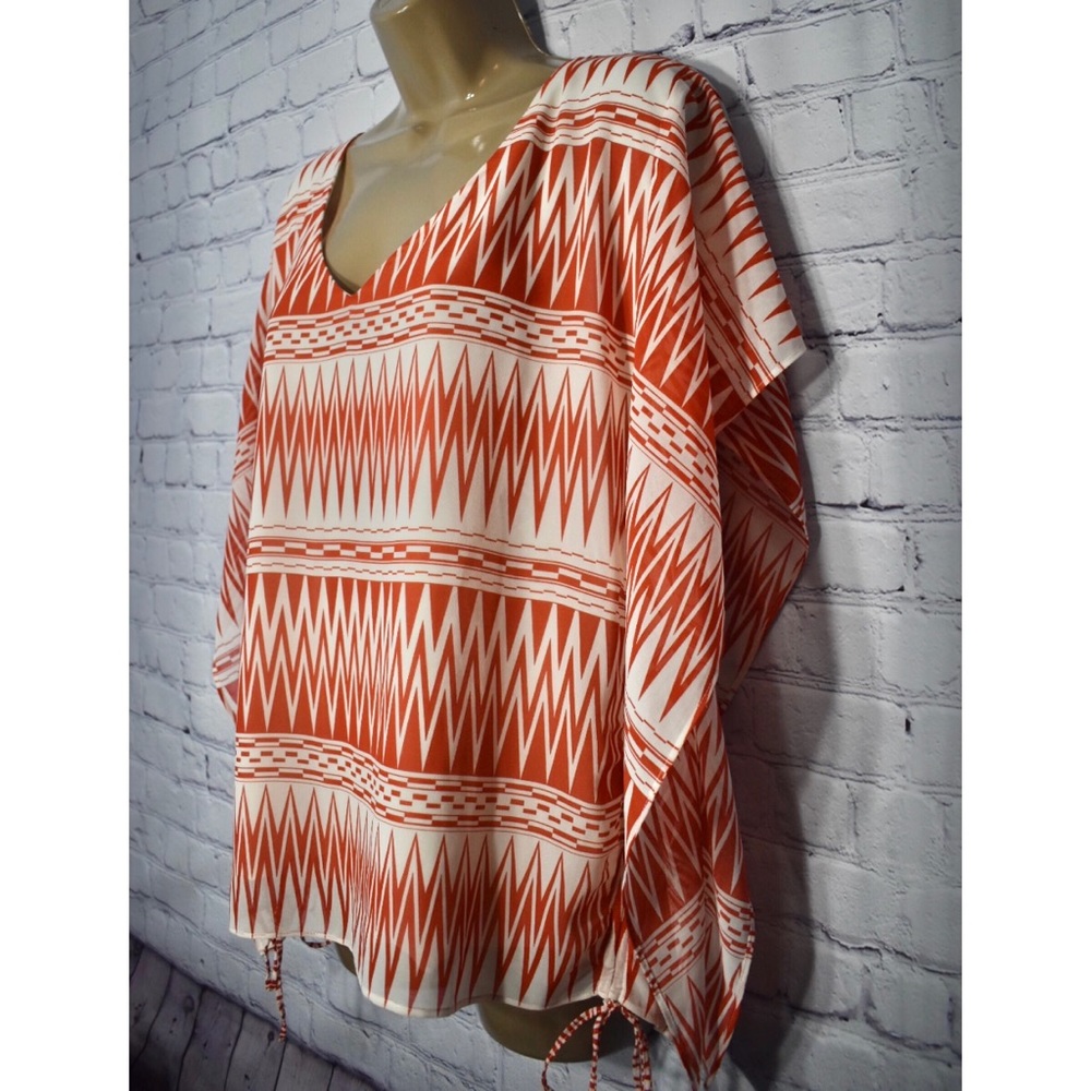 Blouse - Picture 2 of 3